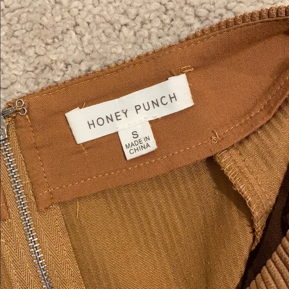 Tan corduroy skirt - Picture 3 of 3